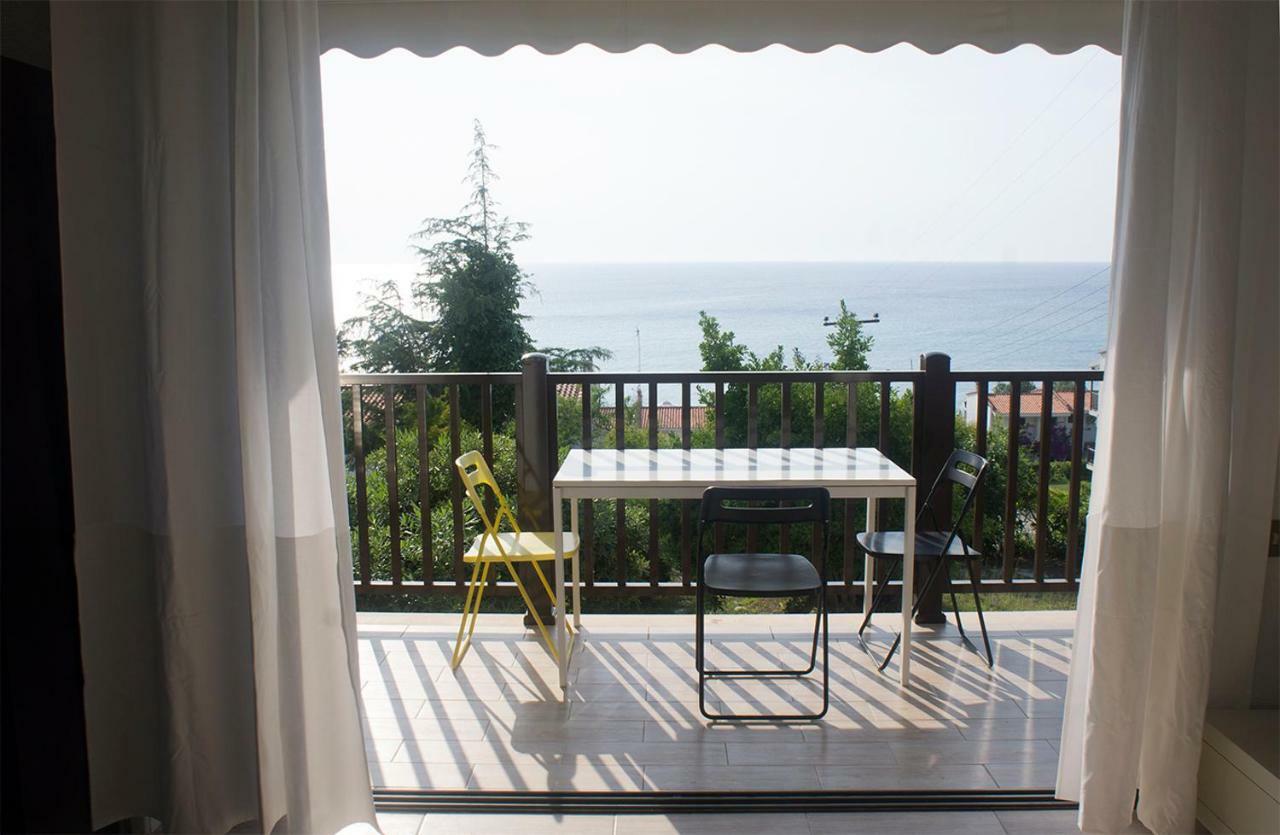 Possidi Aigaiopelagitika 2-Floor Beach House Kalandra Luaran gambar